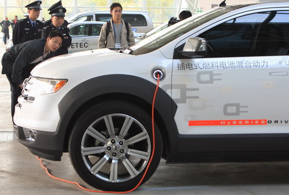插混车塞进大电池，更像“纯电车”的混动车是未来风口？